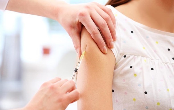 Германия начинает тестировать на людях вакцину от коронавируса