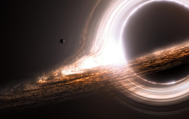«Голодная» черная дыра поглощает в сутки по звезде