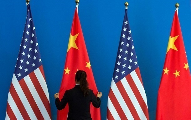 США внесли в «черный список» 24 китайские госкомпании