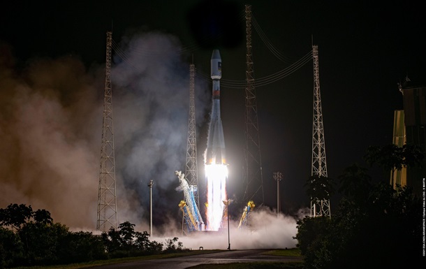 Россия вывела на орбиту два спутника Galileo