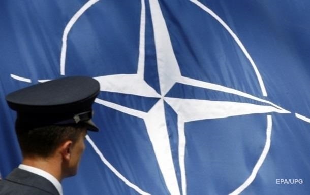 НАТО организовала «воздушный мост» для поставок оружия в Украину — СМИ